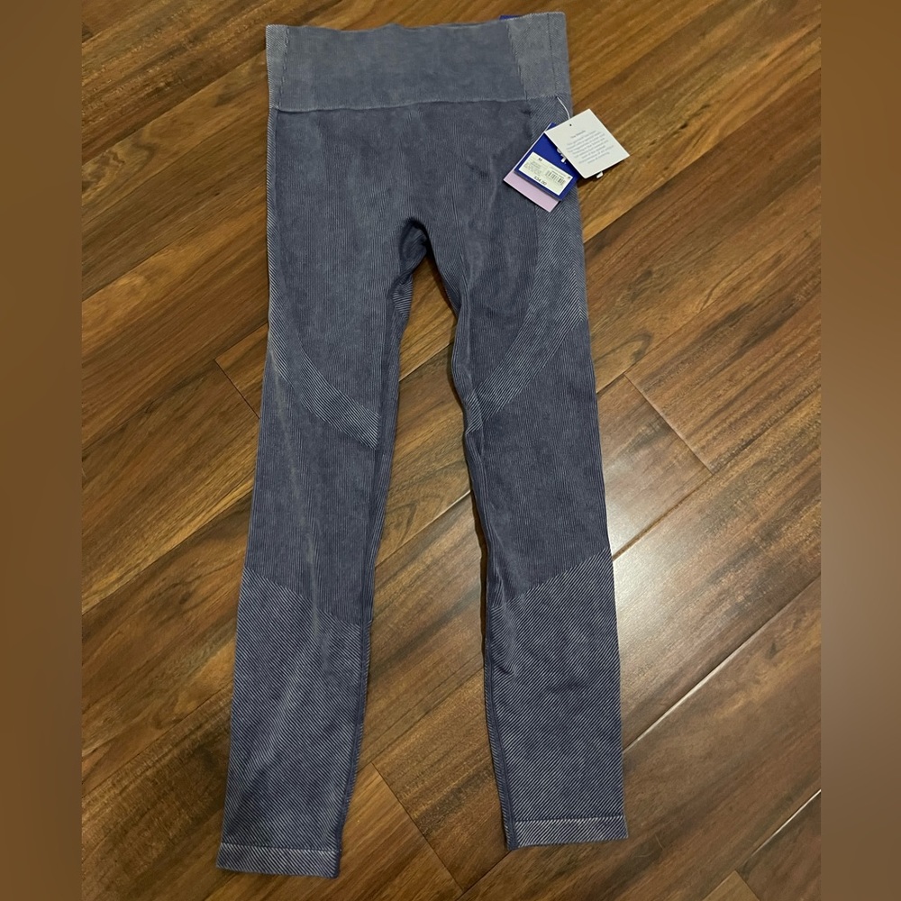 New Blue Leggings with tags!